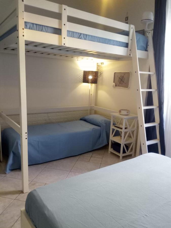 Blue Sea Apartment Aci Castello Bagian luar foto